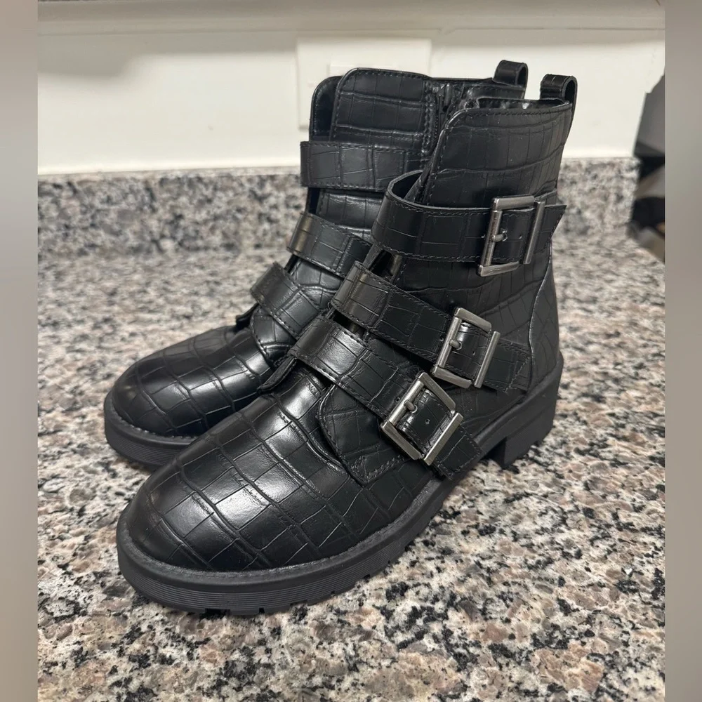 Arizona Jean Co. Croc Buckle Booties - Picture 2 of 6